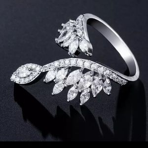 Adjustable Tear Drop Ring